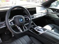 tweedehands BMW i7 xDrive60 High Executive M Sport / Panoramadak Sky Lounge / Active Steering / Stoelventilatie / Massagefunctie / Bowers & Wilkins / Live Cockpit Professional