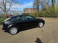 tweedehands Ford Focus 1.6 Titanium NW APK 5drs Airco Cruise PDC NAVI