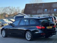 tweedehands BMW 316 3-SERIE Touring i Business / Trekhaak / Navi / Cruise / Airco / 2014