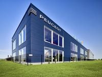 Nieuw Peugeot 2008 GT 2026 Blauw SUV