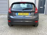 Occasion Ford Fiesta Limited 60 PK (44 kW) 2009 Grijs (metallic) Hatchback