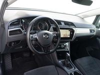 tweedehands VW Touran 1.6 TDI DSG Highline Grijs kenteken | Navigatie | Trekhaak | 1e Eigenaar