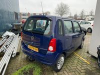 tweedehands Opel Agila 1.0-12V Enjoy