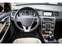 tweedehands Volvo V60 CC Cross Country D3 Summum, ACC, Navi, Elek. stoelverst., Parkeercamera