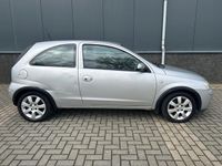 tweedehands Opel Corsa 1.8-16V Full Rhythm