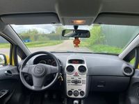 tweedehands Opel Corsa 1.2-16V Essentia 5 deurs airco