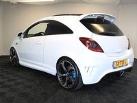 tweedehands Opel Corsa 1.6-16V T OPC