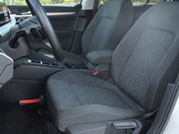 tweedehands VW Golf VIII 1.0 eTSI 110pk Life DSG / Navigatie / Stoel / Stuurverwarming