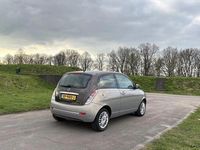 tweedehands Lancia Ypsilon 1.2 Argento Airco volledige historie.