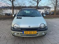 Occasion Renault Twingo Initiale 59 PK (43 kW) 2000 Geel Hatchback