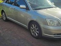 Occasion Toyota Avensis Luna 129 PK (94 kW) 2004 Grijs (metallic) Sedan