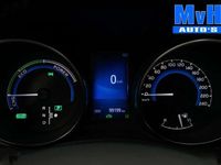 tweedehands Toyota Auris Touring Sports 1.8 Hybrid Black Edition|LUXE!
