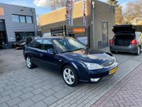 Occasion Ford Mondeo Platinum 146 PK (107 kW) 2005 Blauw, metallic lak Hatchback