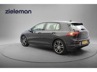 Occasion VW Golf VIII 90 PK (66 kW) 2022 Grijs Hatchback