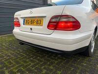 tweedehands Mercedes 200 CLK-KLASSE CoupéSport in topstaat. geen roest.