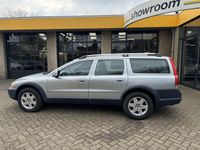 tweedehands Volvo XC70 2.4 D5 Momentum Automaat