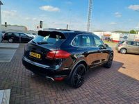 tweedehands Porsche Cayenne 3.0 D PANO / LUCHTVERING VOL OPTIES