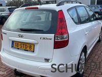 tweedehands Hyundai i30 CW 1.4i i-Motion Business