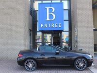 tweedehands Mercedes SLC180 AMG STYLING-PANORAMADAK-AIRSCARF-LED-NAVI-SFEERVER