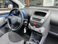 tweedehands Toyota Aygo 1.0-12V + 5deurs dealer onderhouden NAP APK
