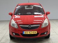 tweedehands Opel Corsa 1.4-16V Sport/ 15'' LMV/ Clima/ Cruise/ Elek. pakket/ Isofix/ Radio-CD AUX/ Regensensor/ Multi. Stuur/ Armsteun/ Mistl./ Getint glas.