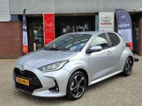 Nieuw Toyota Yaris Hybrid Executive 131 PK (96 kW) 2025 Grijs Hatchback