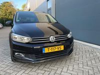 tweedehands VW Touran 1.4 TSI Connected Series 7p / Panorama dak / Navi