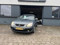 Occasion Kia Rio 97 PK (71 kW) 2007 Grijs Sedan