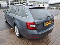 tweedehands Skoda Octavia Combi 2.0 TDI 150pk DSG Greentech Voll export