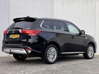 tweedehands Mitsubishi Outlander 2.4 PHEV Intens 4WD S-AWC Automaat / Trekhaak 1.50