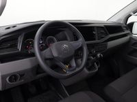 tweedehands VW Transporter 2.0 TDI L2H3 28 | 90 PK | Trekhaak | Imperiaal | Achterdeuren met ruiten |