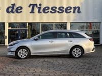 Occasion Kia Ceed 120 PK (88 kW) 2023 Grijs Hatchback