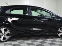 tweedehands Kia Rio 1.4 CVVT ExecutiveLine / stoelverwarming / PCD / ECC / LM velgen