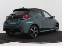 Nieuw Toyota Yaris Executive 131 PK (96 kW) 2025 Groen Hatchback