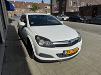 tweedehands Opel Astra GTC 1.4 Business NIEUWE APK.LEDEREN BEKLEDING.