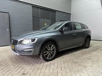 tweedehands Volvo V60 CC 2.0 D4 Polar+ | Schuif/kanteldak | Leder | Trekhaa