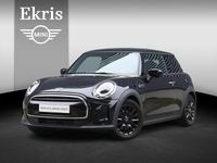 Occasion Mini ONE Classic 102 PK (75 kW) 2022 Zwart Hatchback