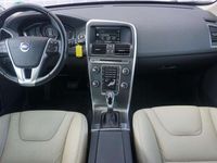 tweedehands Volvo XC60 2.0 D4 MOMENTUM Aut. | 5 cilinder | Leder | Trekha
