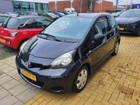 Occasion Toyota Aygo Cool 68 PK (50 kW) 2011 Zwart Hatchback