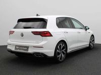 tweedehands VW Golf VII 1.5 eTSI R-Line Matrix, Head-up, trekhaak, achteruitrijcamera, side assist, stoelverwarming voor+achter, 18'' lichtmetaal