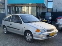 Occasion Suzuki Swift 86 PK (63 kW) 2001 Grijs Hatchback
