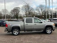 tweedehands GMC Sierra 5.3 V8 LPG G3 4x4 Automaat dubbel cabinegrijs ken