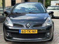 tweedehands Renault Clio 1.6-16V Initiale Automaat Leder Clima Cruise PDC