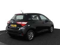Occasion Toyota Yaris Hybrid Design 101 PK (74 kW) 2018 Zwart Hatchback