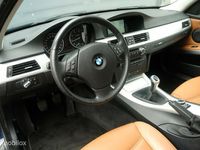 tweedehands BMW 318 3-SERIE Touring i High Executive LCI Xenon Navi Leer