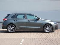 tweedehands Hyundai i30 1.0 T-GDi MHEV Comfort Smart | Navigatie | Camera | Apple Carplay/Android Auto | Keyless Entry | LED Koplampen | Cruise & Climate Control | Rijklaarprijs!