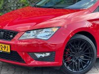 Occasion Seat Leon FR 150 PK (110 kW) 2015 Rood Hatchback