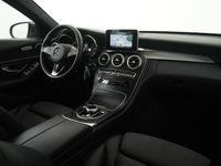 tweedehands Mercedes C350e Avantgarde | Camera | Trekhaak | LED | Elek stoelbed | Zondag Open!