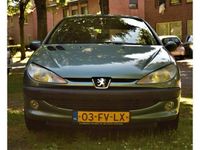 tweedehands Peugeot 206 1.4 Gentry ZEER MOOI MET AIRCO, CENTRALE VERGRENDELING EN MEER!