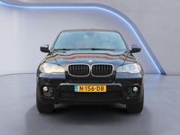 tweedehands BMW X5 xDrive30d M-Pakket High Executive (19"inch Velgen, Bruin Leder, Cruise Control, Bluetooth, Airco, Park sensoren, Bi-Xenon, MET GARANTIE)